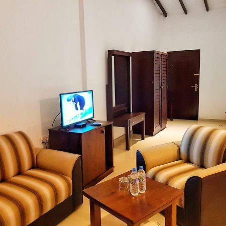 Livinya Holiday Resort Kataragama Εξωτερικό φωτογραφία